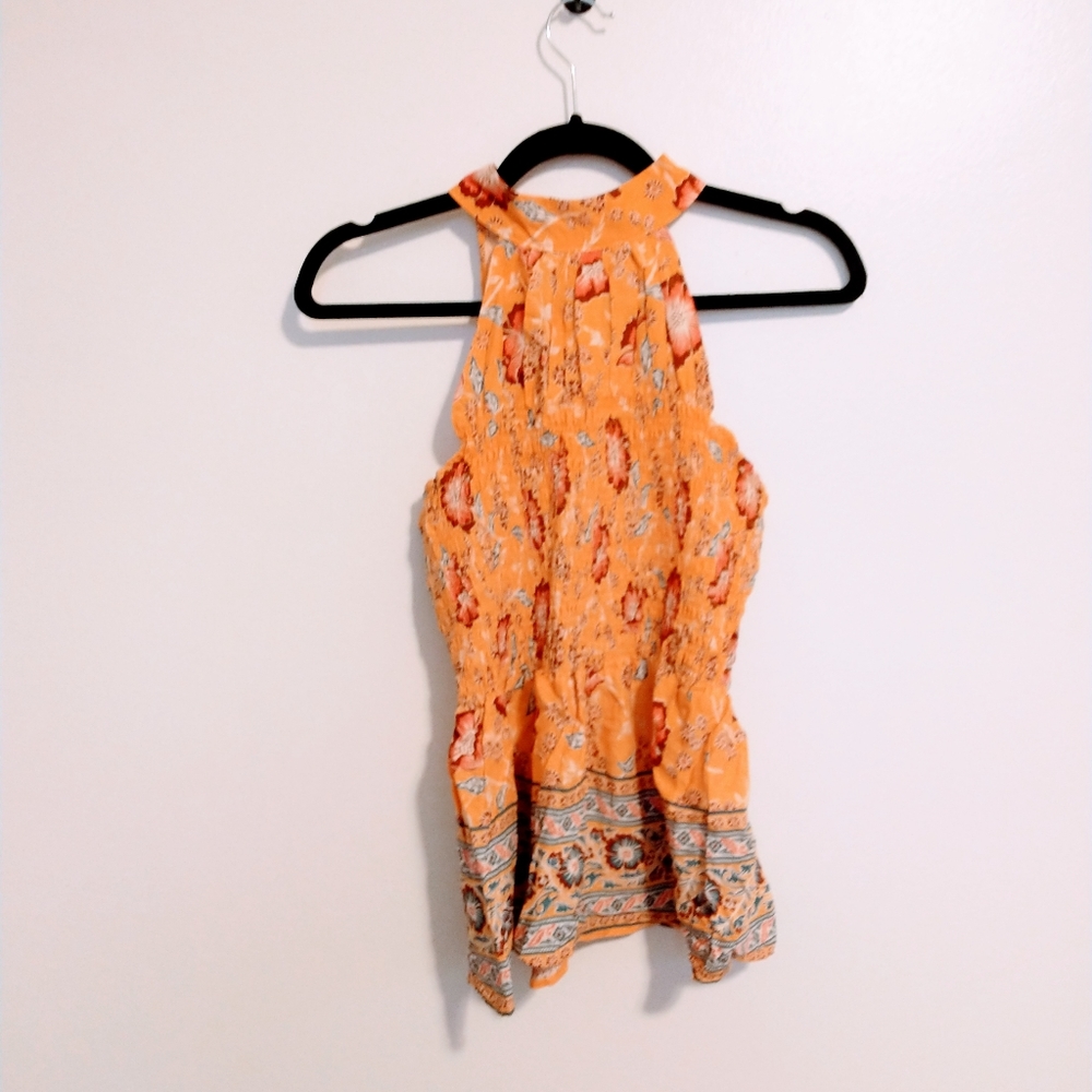 NwT Rachel Zoe high neck yellow printed top with no sleeves. Shirred bodice with